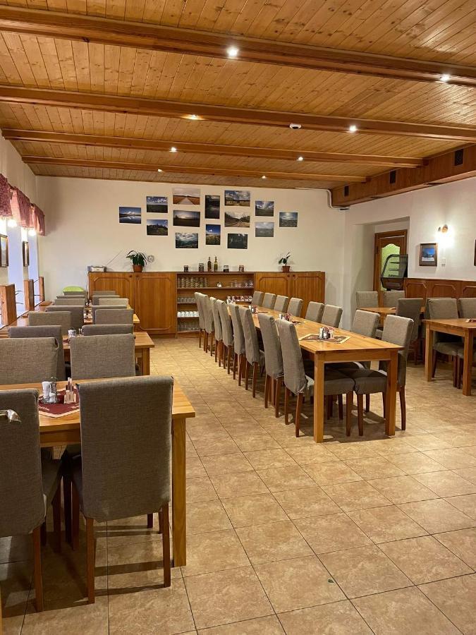 Rs Bernov Zatisi Hotel Nejdek Eksteriør billede
