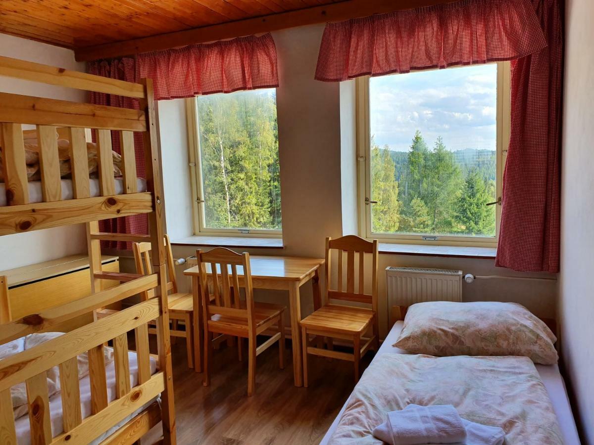 Rs Bernov Zatisi Hotel Nejdek Eksteriør billede