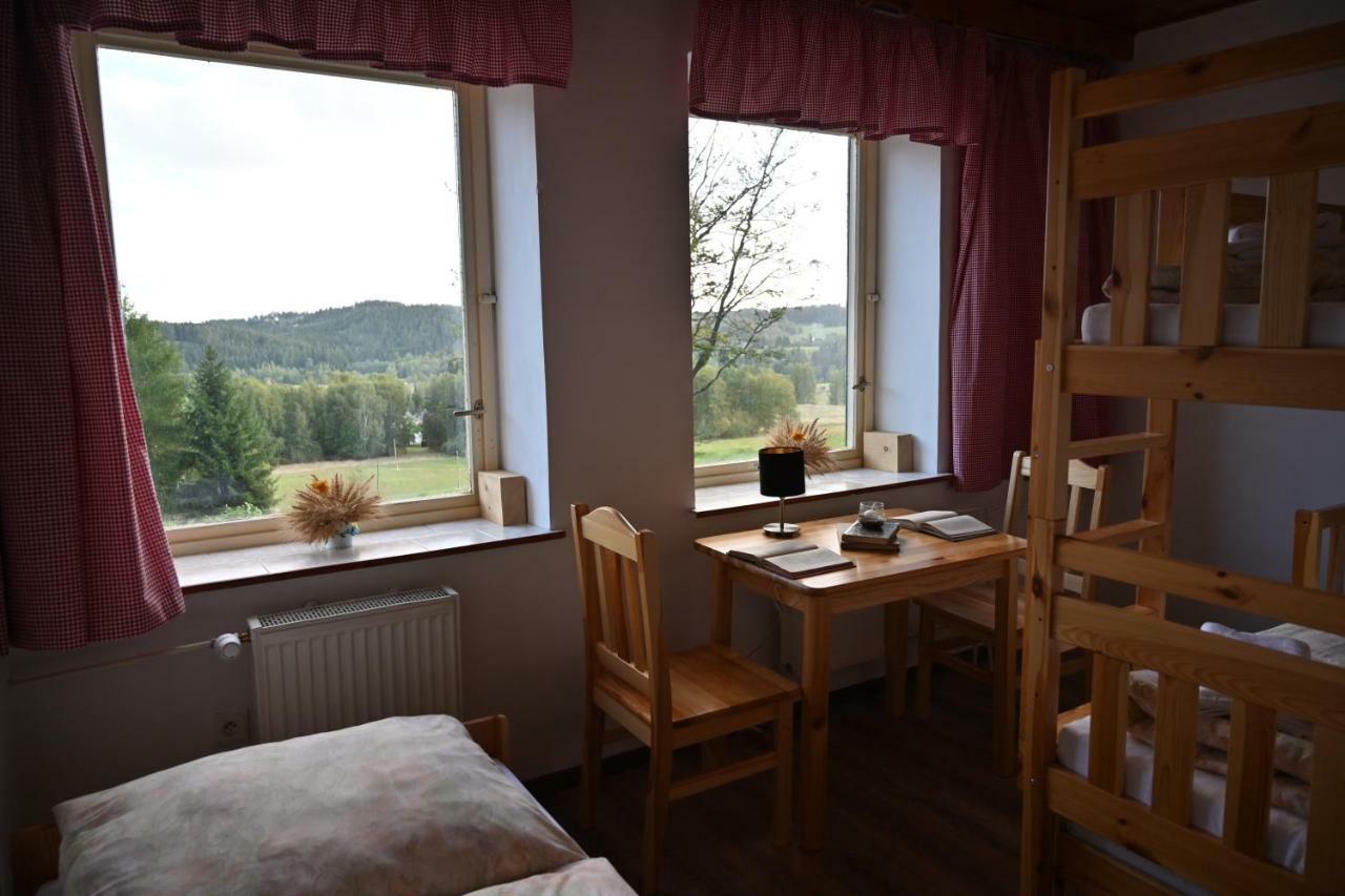 Rs Bernov Zatisi Hotel Nejdek Eksteriør billede