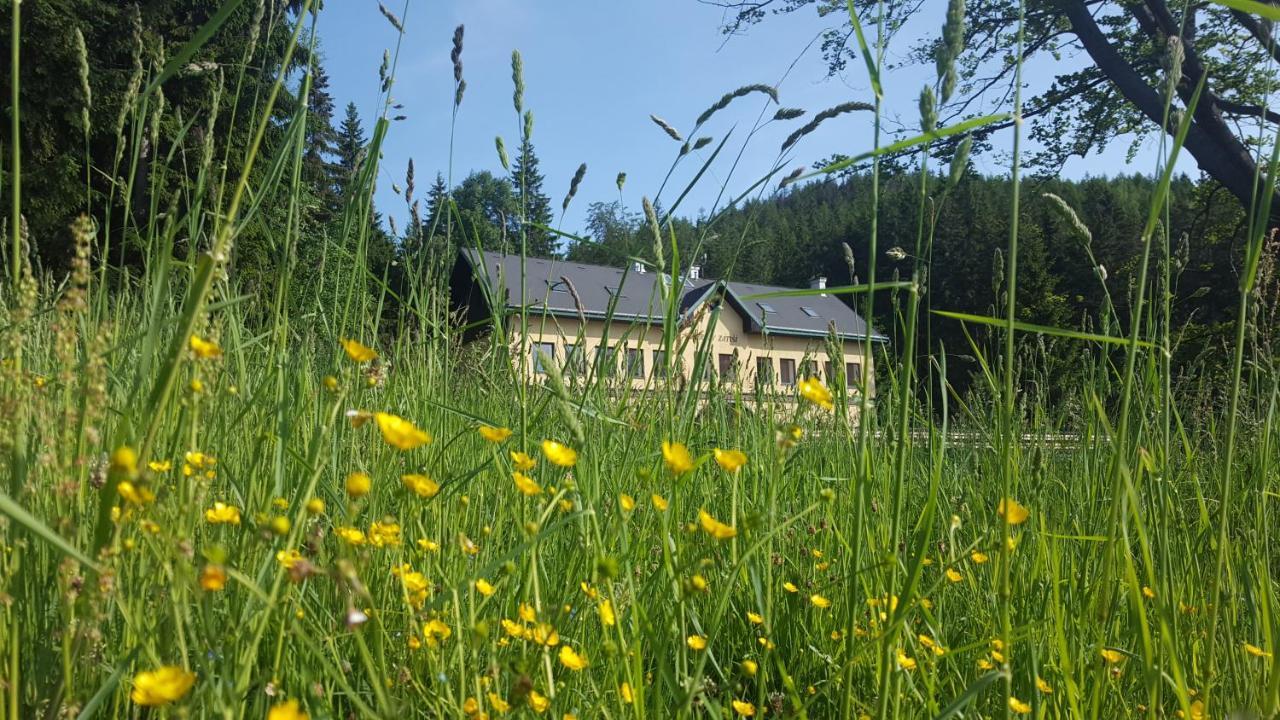 Rs Bernov Zatisi Hotel Nejdek Eksteriør billede